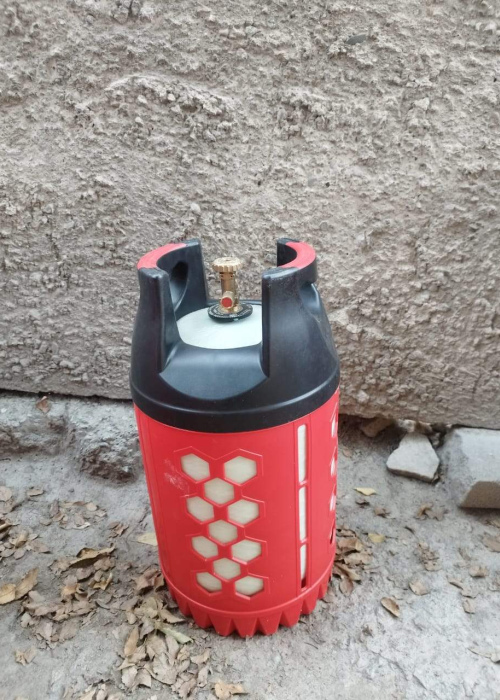 24.5 л supreme красно-черный. 